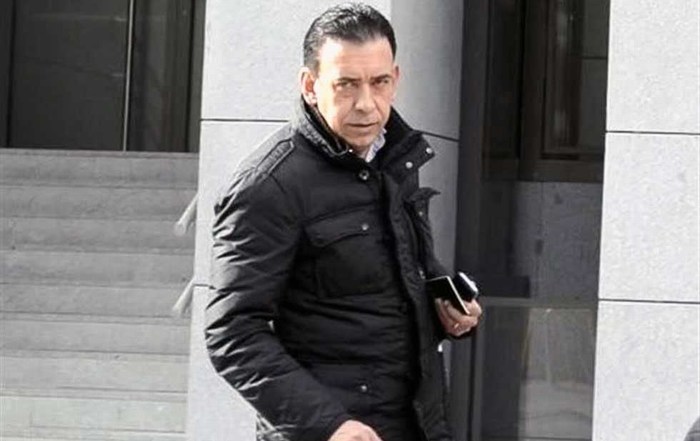 Devuelven pasaporte a Moreira