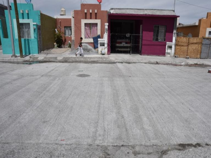 Pavimentan más colonias en Saltillo