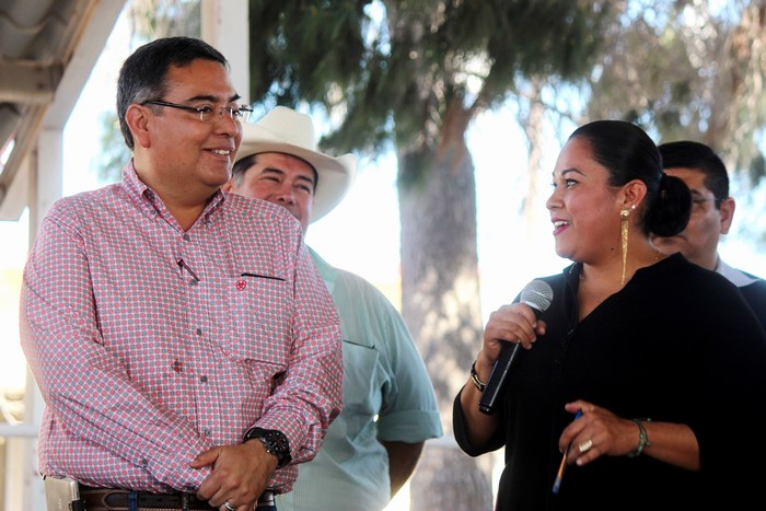 Sabinas: Lenin hizo entrega de semilla subsidiada Ejidatarios y Productores Agrícolas