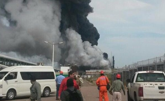 Explosión en Coatzacoalcos deja 3 muertos y 136 heridos; 88 siguen hospitalizados