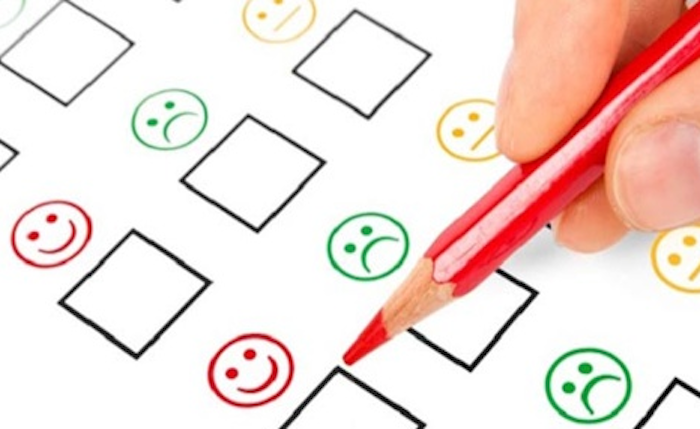 El Mito generado y los sondeos de opinión