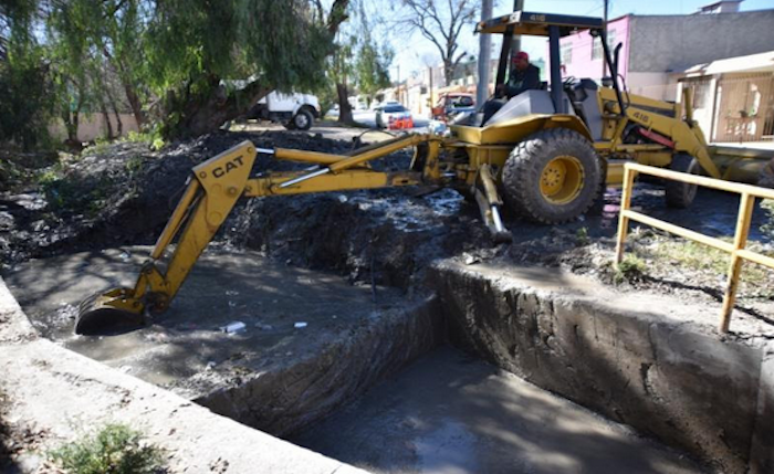 Da Saltillo atención constante a drenajes pluviales