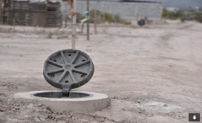 Recibe Colonia La Gloria obras de agua y drenaje