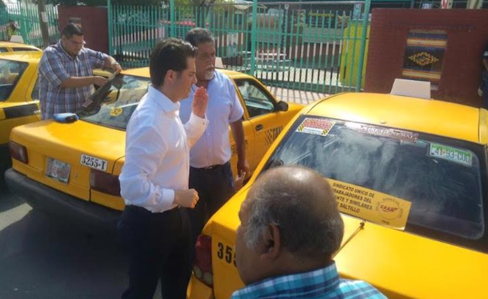 Si tomas toma un taxi