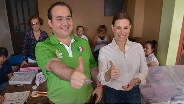 Javier Duarte elimina fuero para gobernador y alcaldes