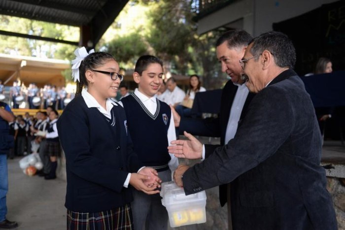 Saltillo: Exhorta Isidro a estudiantes a ser participativos con la comunidad