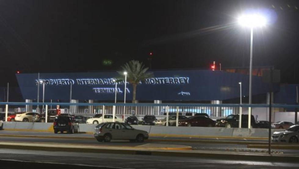 Balacera en aeropuerto de Monterrey deja dos personas lesionadas y cuatro detenidos