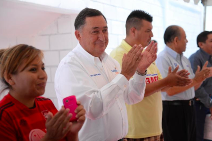 Entrega Isidro Cancha de usos Múltiples en Colonia Morelos