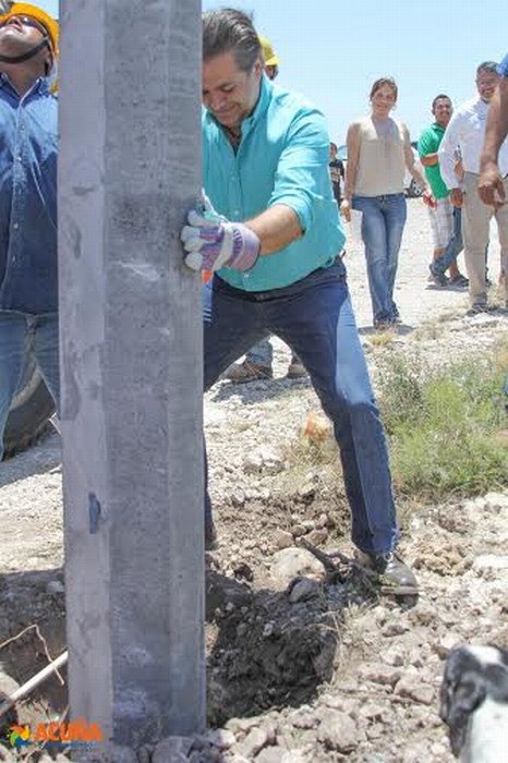 Acuña: Trabaja el “gobierno de unidad” por brindar calidad de vida a las familias.