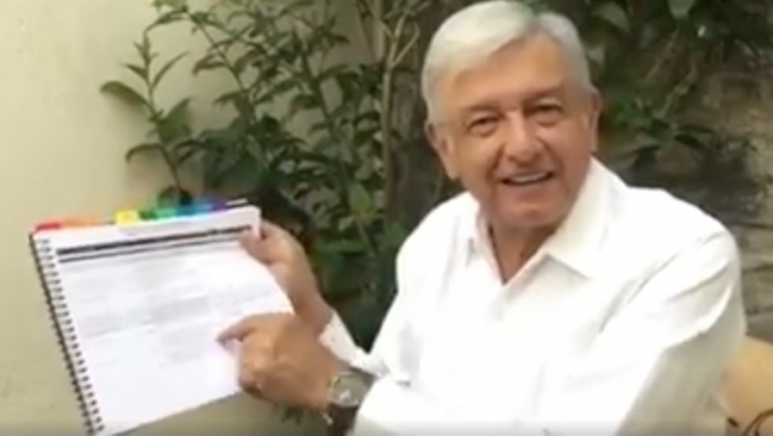 Encuesta GCE: 63% piensa que AMLO no fue honesto en su 3de3