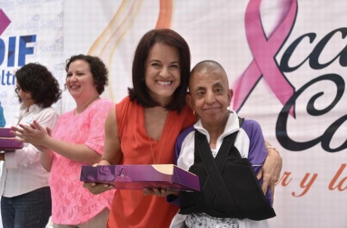 Entrega DIF Saltillo películas oncológicas