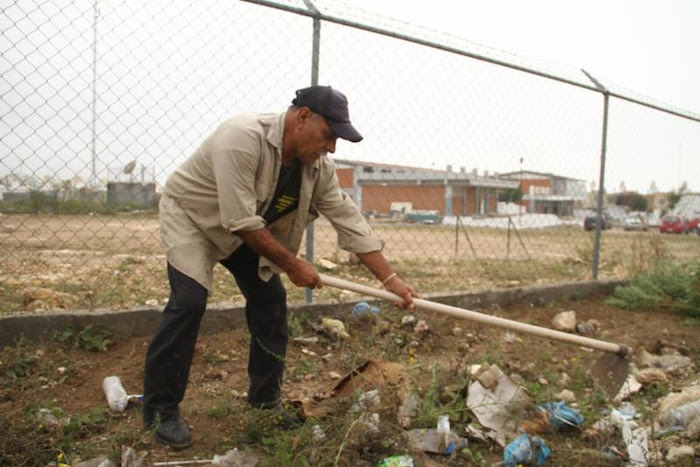 Se accionan vecinos por su escuela en Colonia Lomas del Refugio