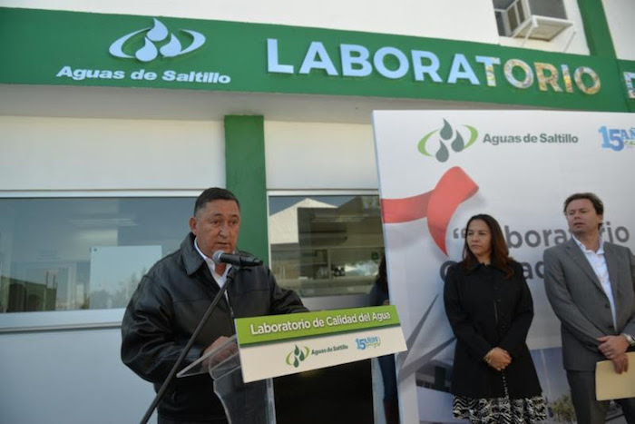 Inaugura Isidro Laboratorio de Calidad de Aguas de Saltillo