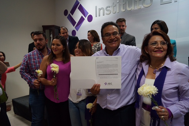 JAVIER GUERRERO SE REGISTRA COMO  CANDIDATO INDEPENDIENTE A GOBERNADOR PARA SUMARSE A LA INDIGNACIÓN DE LA CIUDADANÍA