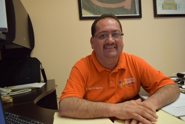DOTAN DE ENERGÍA ELÉCTRICA A HABITANTES DEL SECTOR RURAL DE ACUÑA.