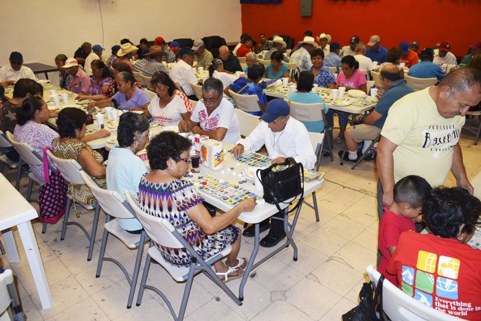 CONVOCAN A ABUELOS A PREPARARSE PARA EL MES DEL ADULTO MAYOR.