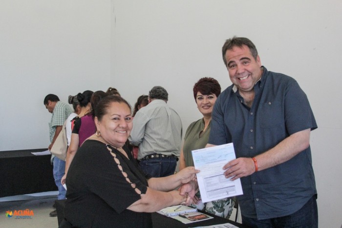 QUINCE CONTRIBUYENTES DEL PREDIAL RECIBIERON INDEMNIZACIÓN DE SEGUROS HDI DEDAÑOS POR INUNDACIÓN