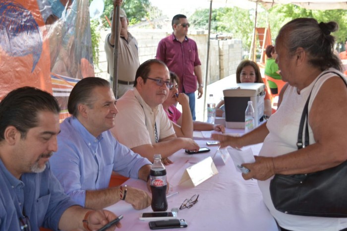 LLEVAN MIÉRCOLES CIUDADANO A LA COLONIA ATILANO BARRERA.