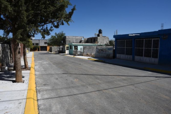 Pavimentan privada en colonia Niños Héroes