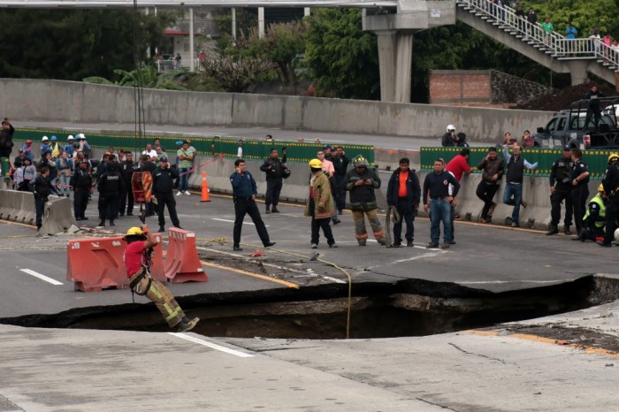 México advierte a la constructora española del Paso Exprés de que habrá sanciones “severas” si se confirman irregularidades
