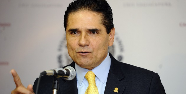 Impulsa 'tribu' del PRD a Aureoles para encabezar Frente Amplio