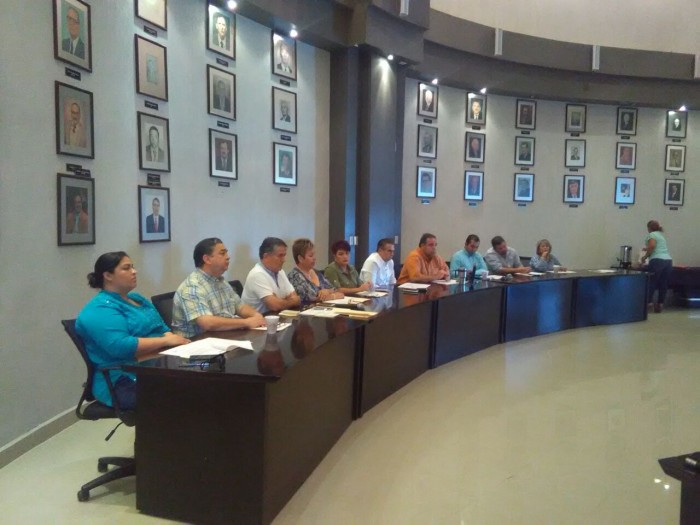 CABILDO DE ACUÑA SE PRONUNCIA POR LA SUSPENSIÓN DE OPERATIVOS  Y POR EL IMPULSO DE PROGRAMA DE REGULARIZACIÓN VEHICULAR