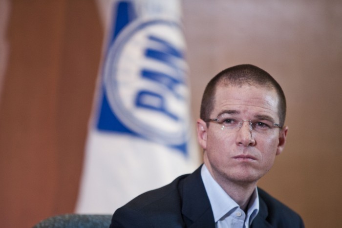 Va Anaya contra "El Universal"