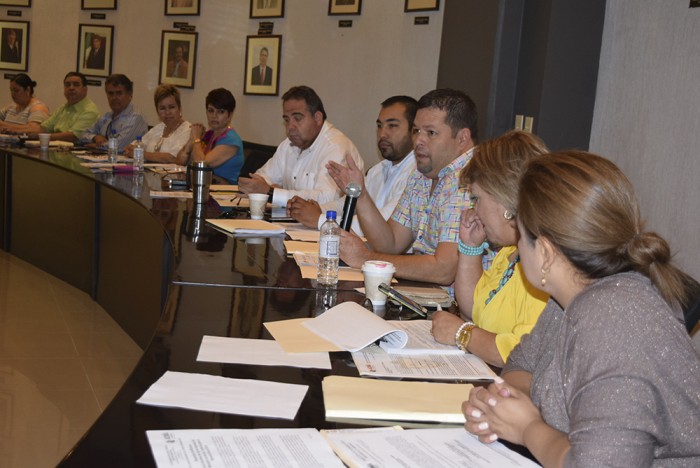 POR UNANIMIDAD  APRUEBA CABILDO DE ACUÑA INICIATIVA DE LEY DE INGRESOS 2018.