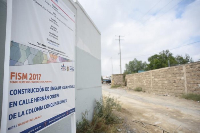 Lleva Municipio servicio de agua a familias de colonia Conquistadores