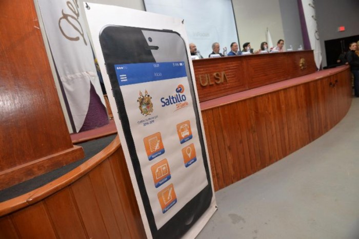 Con gobierno digital, moderniza Isidro atención a saltillenses