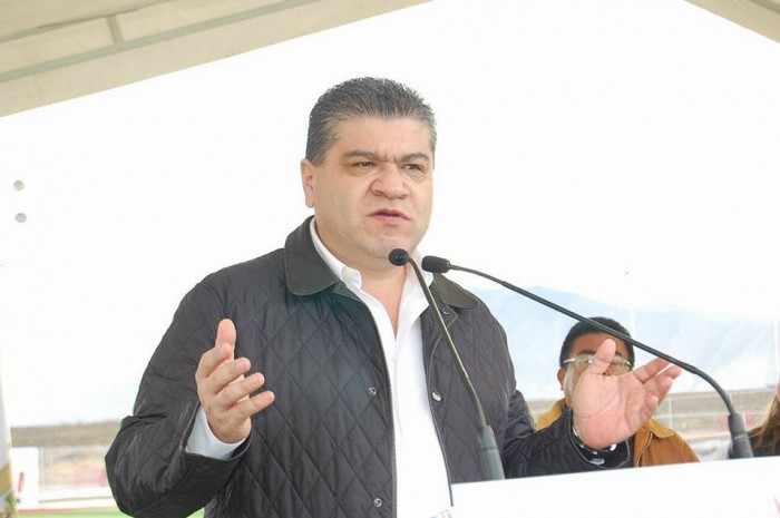 Inaugura gobernador Miguel Riquelme unidad deportiva Oriente de Ramos Arizpe