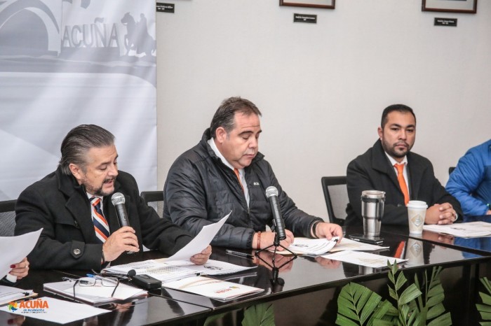 CELEBRARON PRIMERA SESIÓN ORDINARIA DE CABILDO DE DICIEMBRE DE 2017.