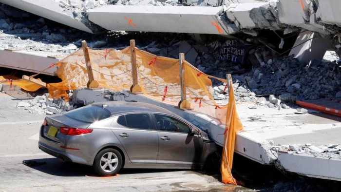 Un ingeniero avisó de que el puente que se derrumbó en Miami tenía grietas