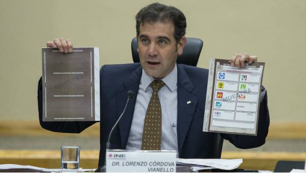 Rediseña INE boletas y cuadernillos para elección.
