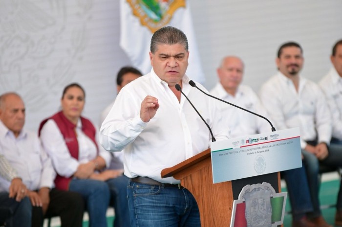 TOMA PROTESTA EL GOBERNADOR A VOCALES DE PROSPERA EN TORREÓN