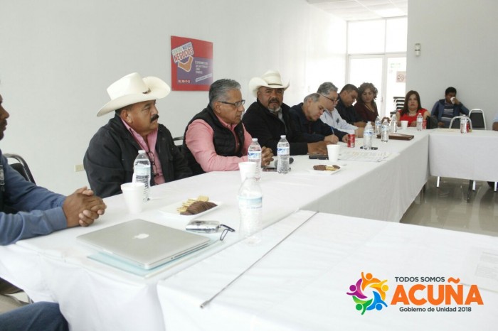 EN REUNIÓN DEL CONSEJO DE DESARROLLO RURAL INFORMAN DEL AVANCE DE PROGRAMAS PARA EL CAMPO.