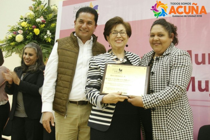 EN EL DÍA INTERNACIONAL DE LA MUJER, RECONOCEN A TRES MUJERES TRASCENDENTES DE ACUÑA.