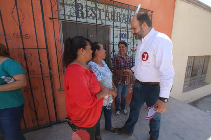 LA MEJOR OPCIÓN PARA EL SENADO ES JERICÓ, UN HOMBRE DE TRABAJO: HABITANTES DEL ORIENTE DE SALTILLO