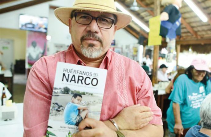 Una pistola, el precio por matar a Javier Valdez