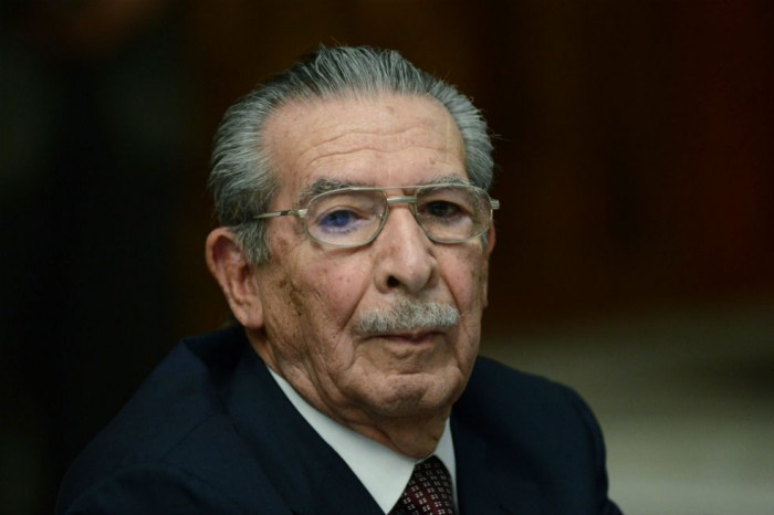 Fallece a los 91 años el ex dictador Ríos Montt; fue acusado de genocidio