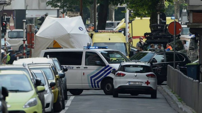 Abatido un hombre tras matar a dos policías y un transeúnte en Lieja