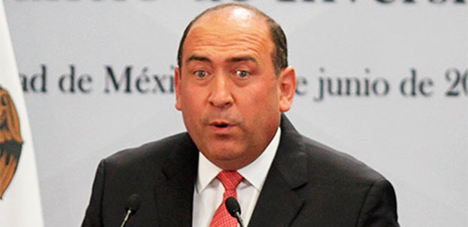 Rubén Moreira podría también salir del PRI