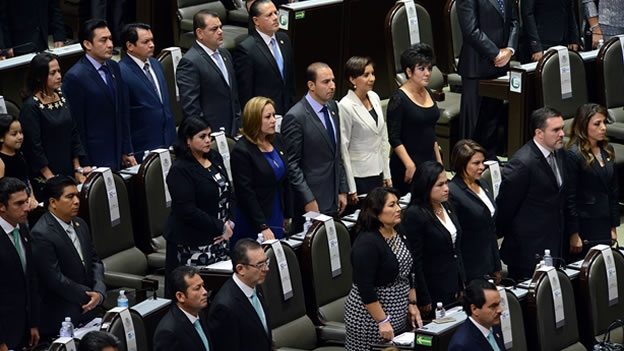 Diputados del PAN invitan a "El Bronco" a sumarse a Anaya