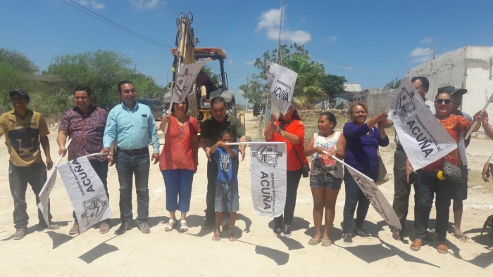 TRABAJAN POR LOGRAR BANDERA BLANCA EN MATERIA DE AGUA POTABLE Y DRENAJE EN LAS TORRES.