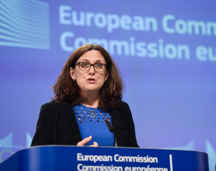 Europa denuncia a EE UU y China ante la OMC y recrudece la guerra comercial