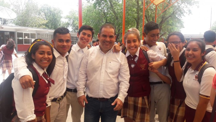ENTREGAN TECHO MALLA SOMBRA A LA  SECUNDARIA No. 2 “RAMÓN G. BONFIL”.
