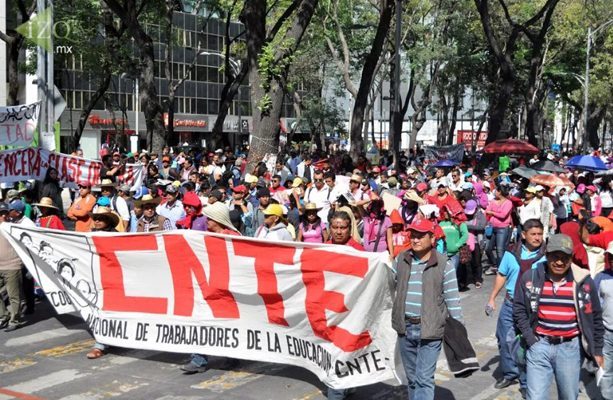 Maestros vuelven a marchar este lunes en la Ciudad de México