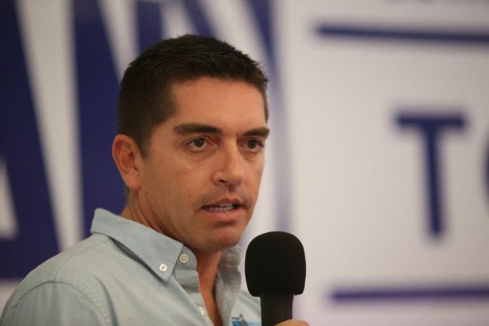 DONARÁ LUIS FERNANDO SALAZAR SU SUELDO DE DIPUTADO PARA LA CREACIÓN DE PYMES PARA JÓVENES Y JEFES DE FAMILIA DE TORREÓN