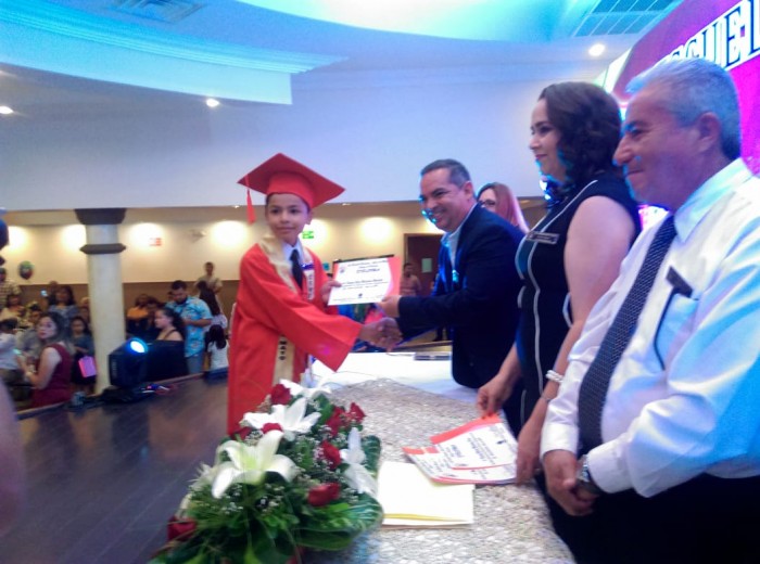 PRESIDE ALCALDE CEREMONIA DE GRADUACIÓN DE LA ESCUELA PRIMARIA 5 DE MAYO.