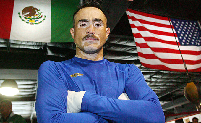 PREPARAN HOMENAJE AL EX CAMPEÓN MUNDIAL DE  BOX PESO MEDIO:   MARCO ANTONIO “VENENO” RUBIO.